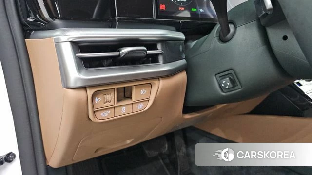 Hyundai Grandeur Hybrid (GN7) id 4308582 из Кореи 11