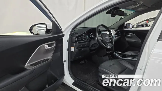 Kia Niro Plus id 2538930 из Кореи 11