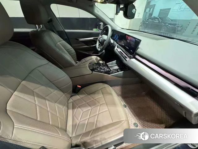 BMW 5 series id 4353728 из Китая 11