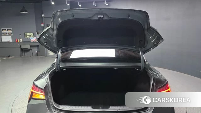 Hyundai Avante Hybrid (CN7) id 4650887 из Кореи 11