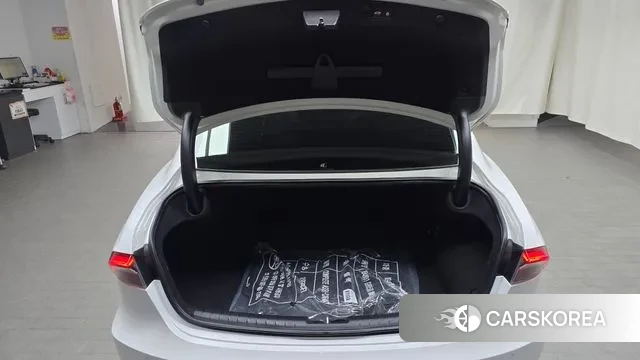 Hyundai The New Grandeur IG Hybrid id 3202899 из Кореи 11