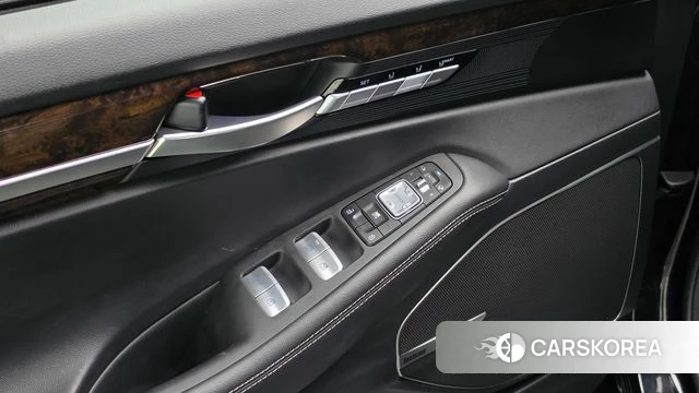 Genesis G90 id 4519918 из Кореи 11