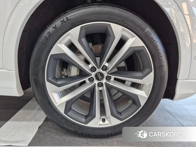 Audi Q8 (4M) id 3528242 из Кореи 11