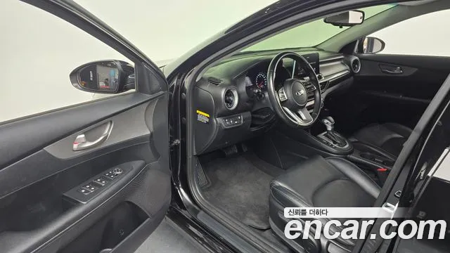 Kia Come New K3 id 2549689 из Кореи 11