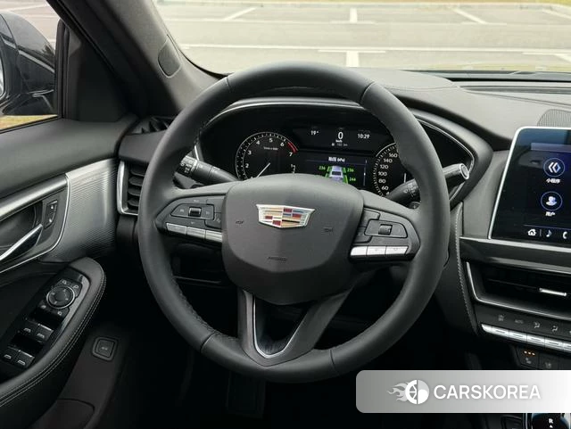 Cadillac CT5 id 4209269 из Китая 11