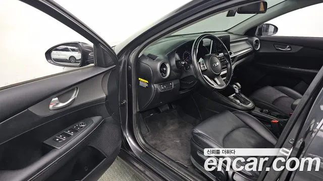 Kia Come New K3 id 2565462 из Кореи 11