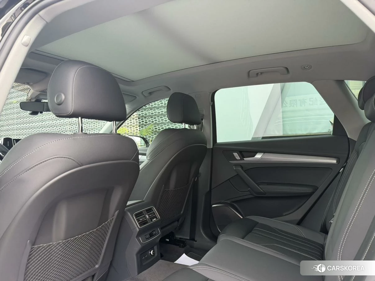 Audi Q5L id 4441378 из Китая 11