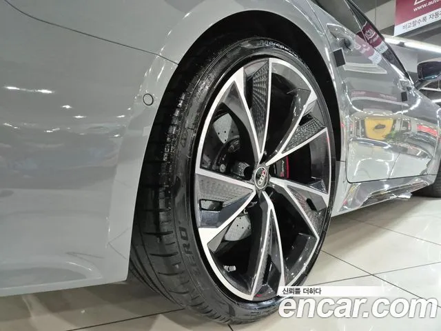 Audi RS7 (4K) id 2534057 из Кореи 11