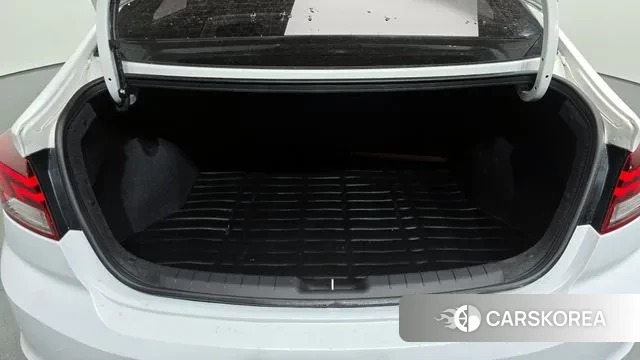 Hyundai The New Avante AD id 3480033 из Кореи 11