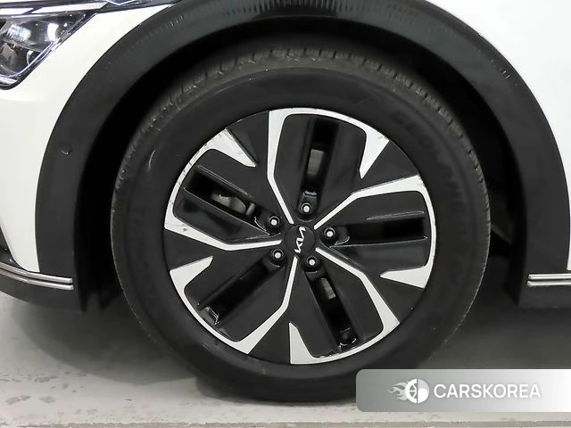 Kia EV6 id 4186956 из Кореи 11