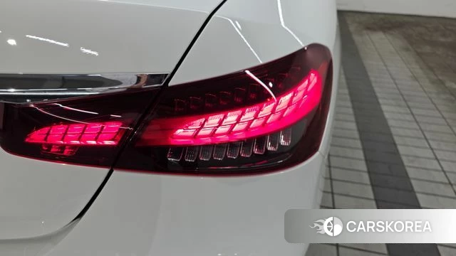 Mercedes-Benz E-Class W213 id 4549291 из Кореи 11