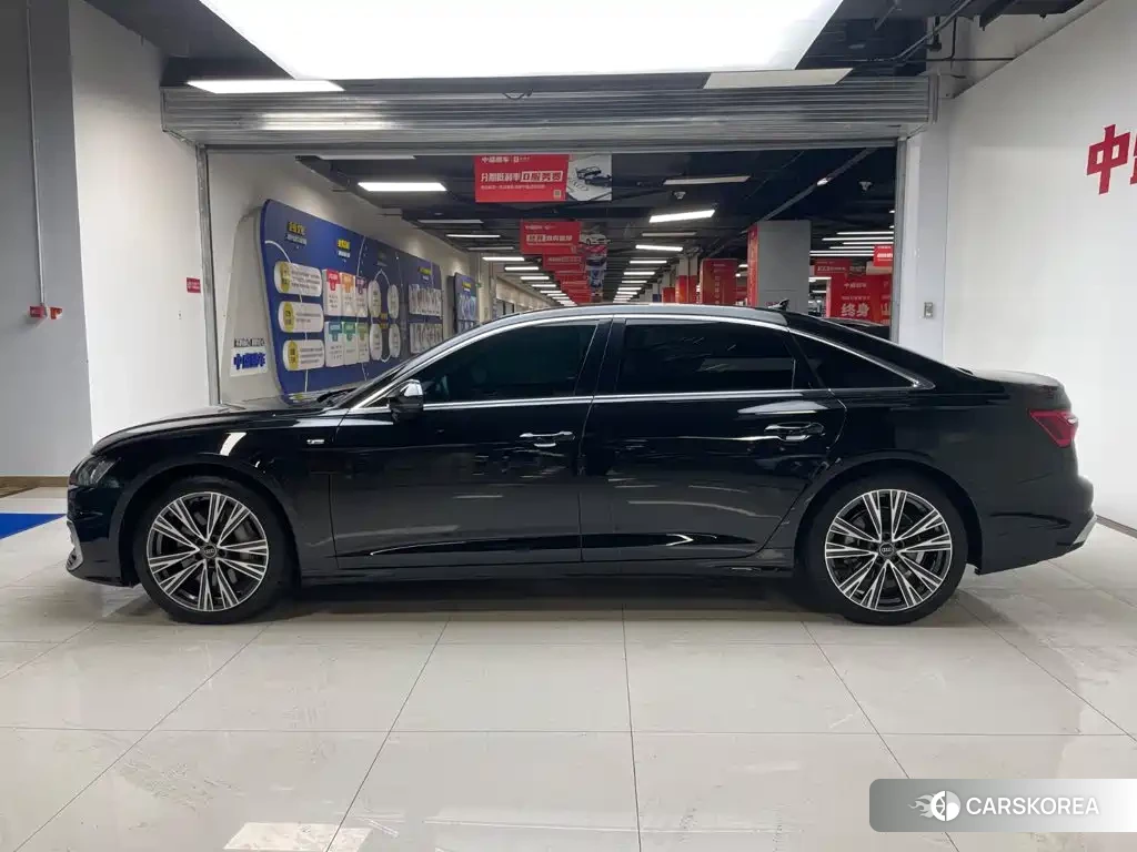 Audi A6L id 4679616 из Китая 11