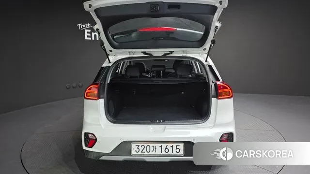 Kia The New Niro id 3562231 из Кореи 11