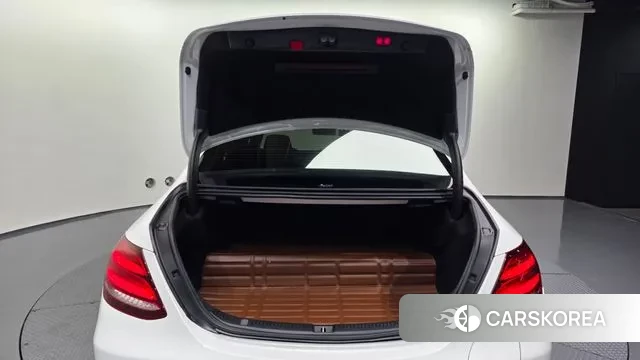 Mercedes-Benz E-Class W213 id 3407393 из Кореи 11