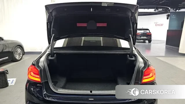 BMW 5 Series (G30) id 3773228 из Кореи 11