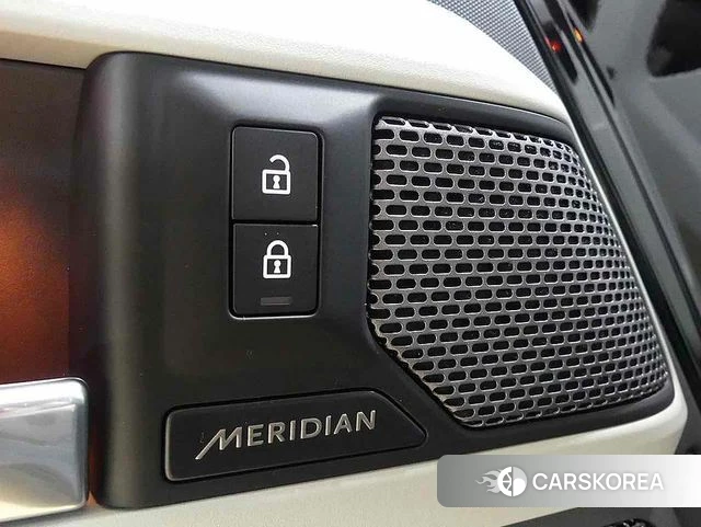 Land Rover Defender (L663) id 3842601 из Кореи 11