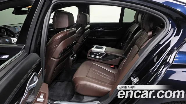 BMW 7 Series (G11) id 2839902 из Кореи 11