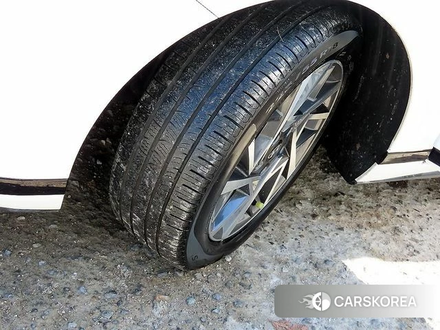 Hyundai Grandeur (GN7) id 4406207 из Кореи 11