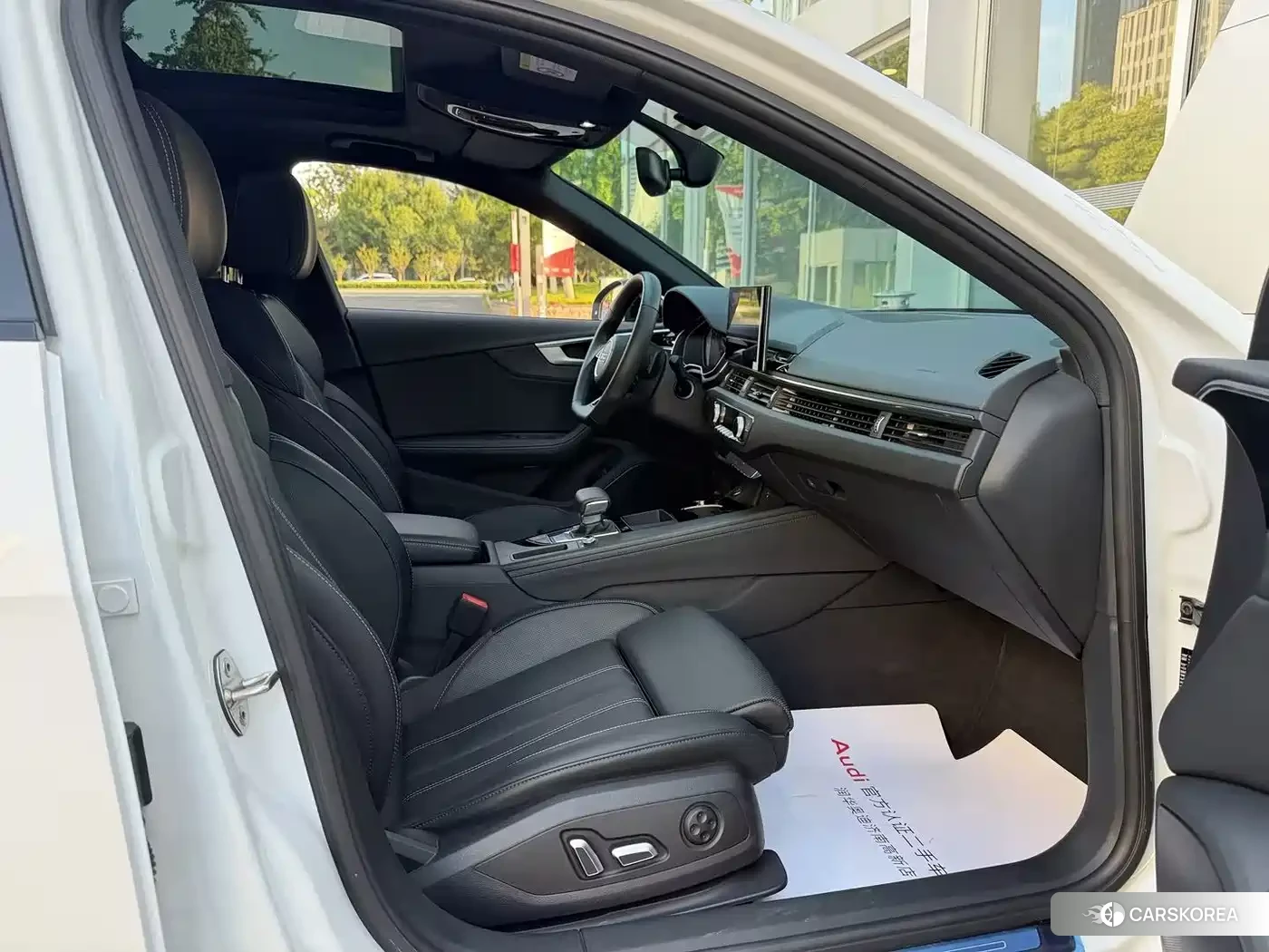 Audi A4L id 4681179 из Китая 12