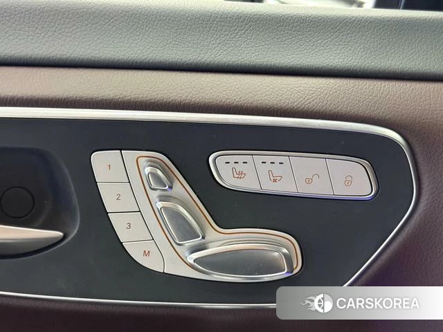Mercedes-Benz V-class id 4278267 из Китая 11