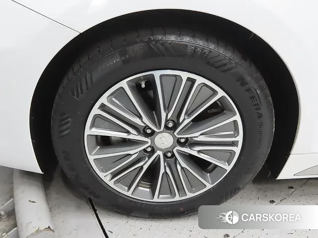 Hyundai Grandeur IG Hybrid id 3733691 из Кореи 11