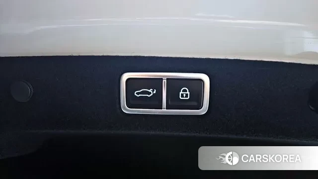 Hyundai Grandeur Hybrid (GN7) id 3554992 из Кореи 11