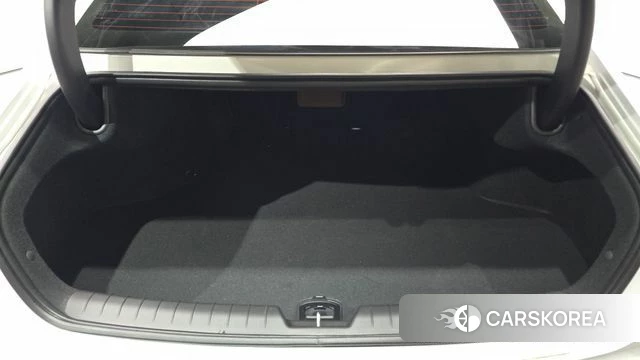 Hyundai Grandeur (GN7) id 3870097 из Кореи 11