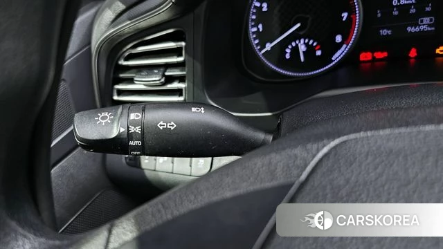 Hyundai The New Avante AD id 3820348 из Кореи 11