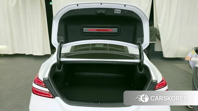 Genesis The New G70 id 4017080 из Кореи 11