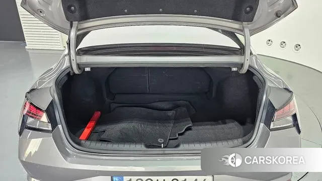 Hyundai Avante (CN7) id 3312193 из Кореи 11