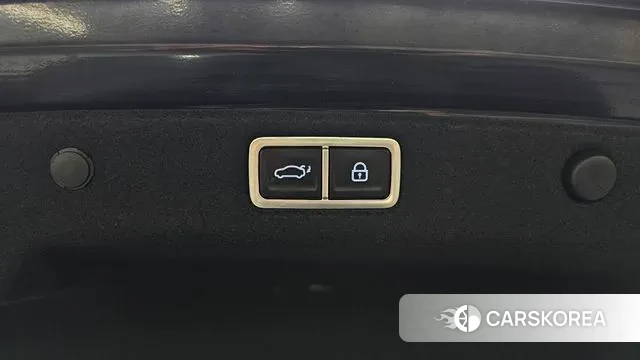 Hyundai Grandeur (GN7) id 3058184 из Кореи 11