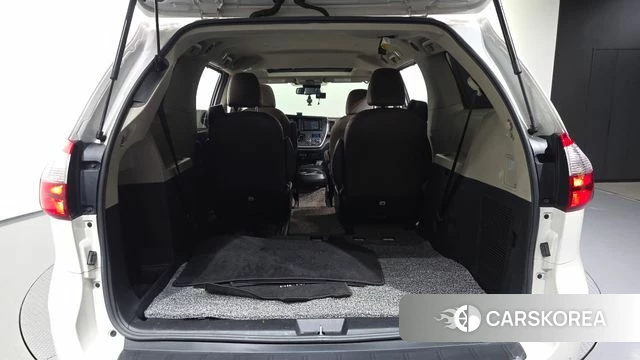 Toyota Sienna id 4780261 из Кореи 11