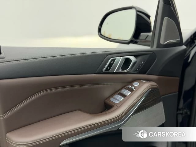 BMW X5 id 3902129 из Китая 10