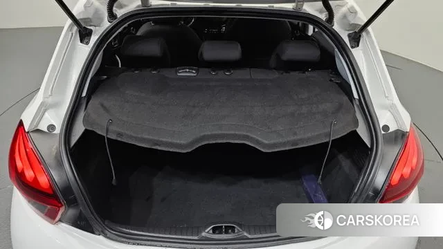 Peugeot 208 id 3408125 из Кореи 11