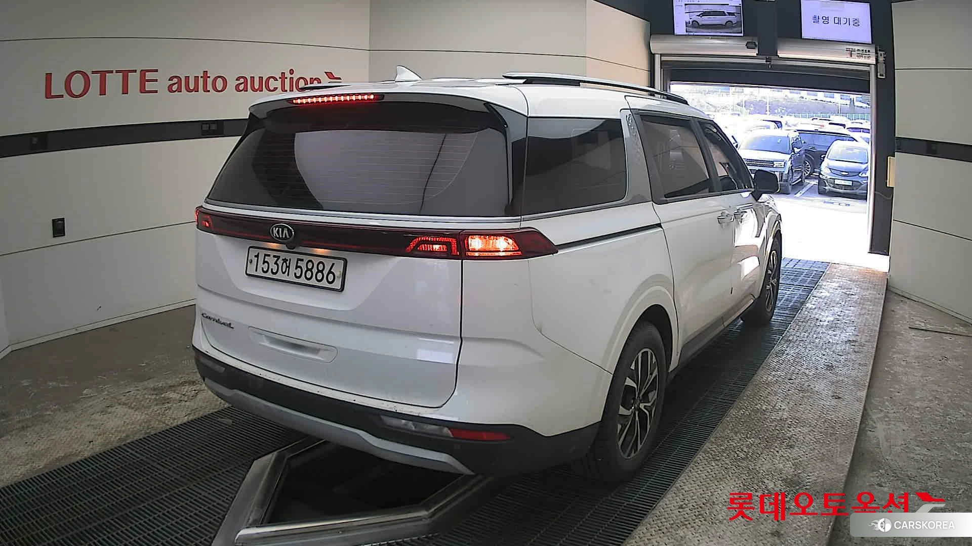 Kia Carnival id 3882158 из Кореи 11