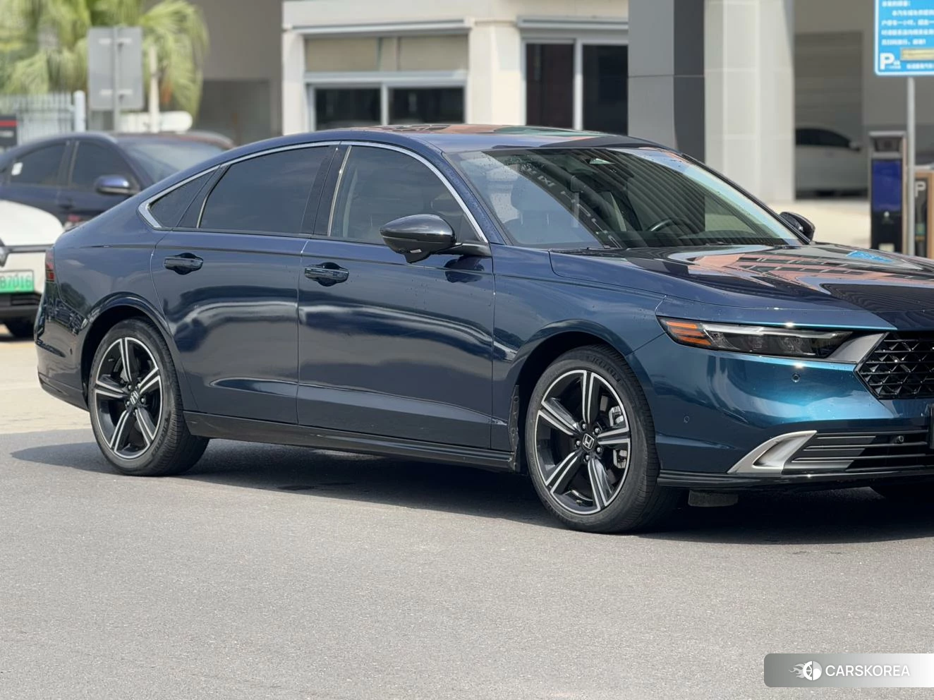 Honda Accord PHEV id 4407667 из Китая 11