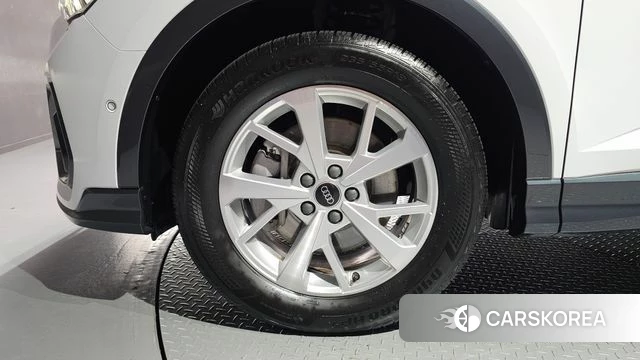 Audi Q3 (F3) id 4935357 из Кореи 11