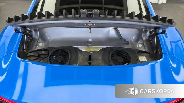 Porsche 911(992) id 4202696 из Кореи 11