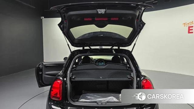 Mini Cooper Electric id 4623693 из Кореи 11