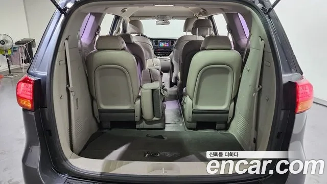 Kia All New Carnival id 2932983 из Кореи 11