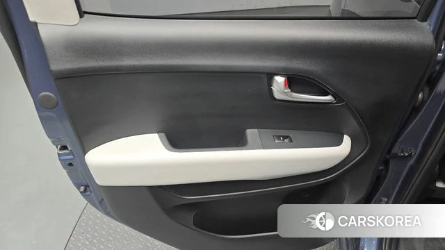 Kia The New Kia Ray EV id 4847842 из Кореи 11