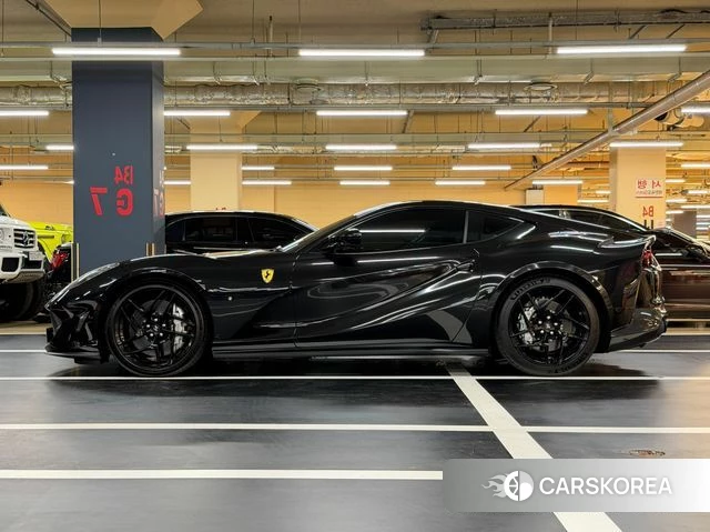Ferrari 812 Superfast id 4849516 из Кореи 11