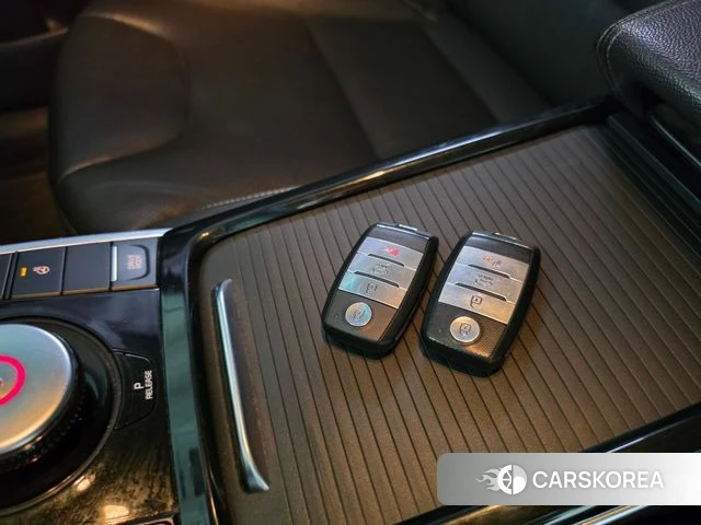 Kia Niro EV id 4390430 из Кореи 11