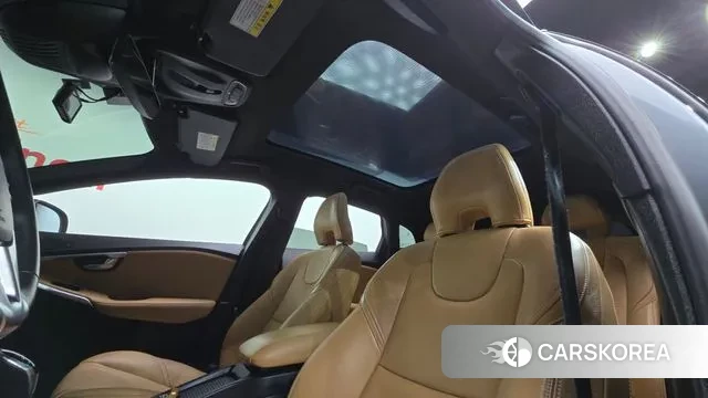 Volvo V40 id 3728841 из Кореи 11