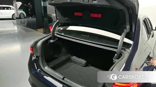 BMW 5 Series (G60) id 3549825 из Кореи 11