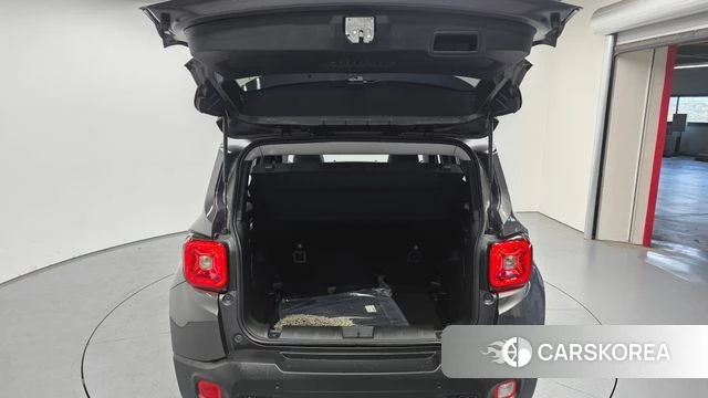 Jeep Renegade id 4250433 из Кореи 11