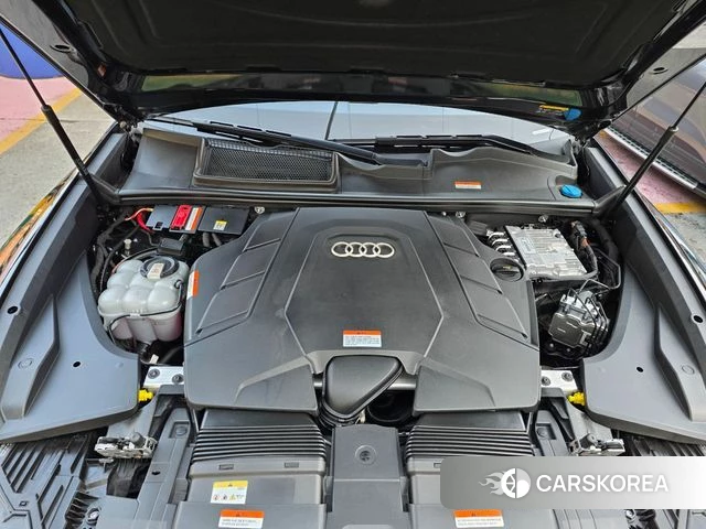 Audi Q8 (4M) id 4381694 из Кореи 11