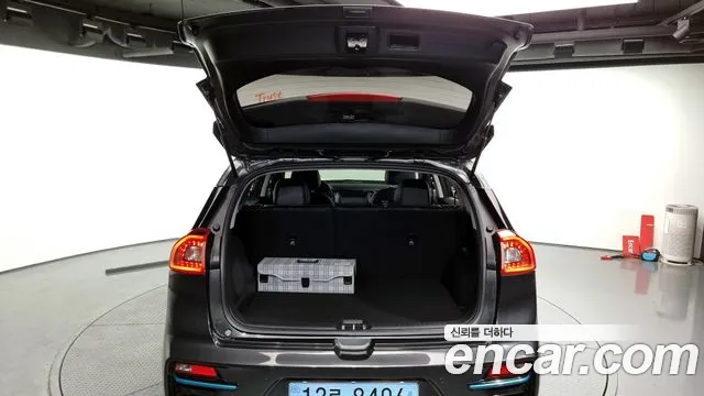 Kia Niro EV id 2709217 из Кореи 11