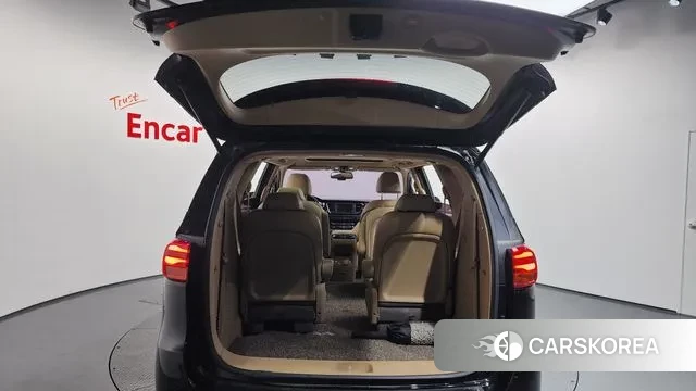 Kia The New Carnival id 3667040 из Кореи 11