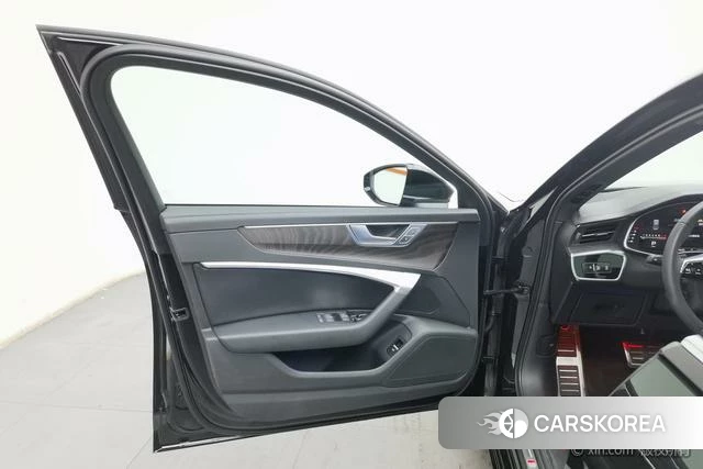Audi A6L id 4275669 из Китая 11